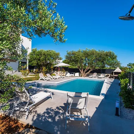 Vista Mare 2 With Heated Pool Апартаменты