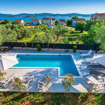 Vista Mare 2 With Heated Pool Апартаменты