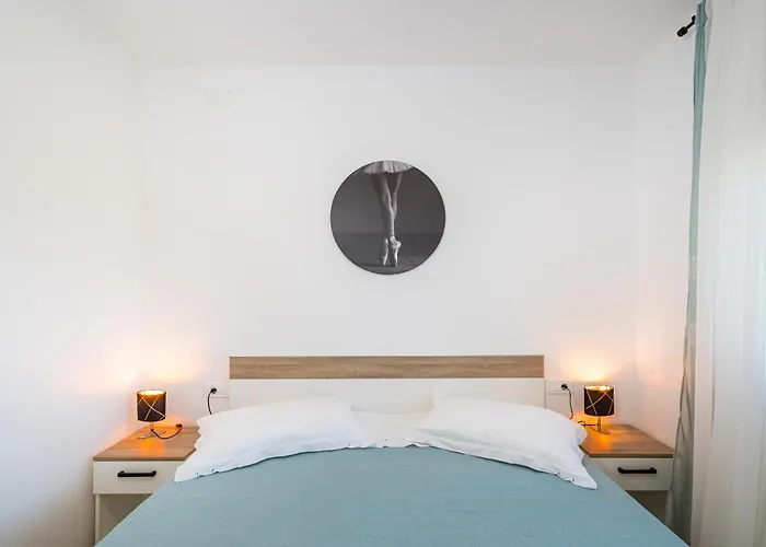 Apartment Vista Mare 2 With Heated Pool *