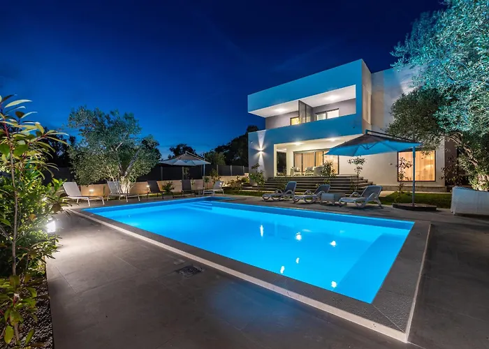 Vista Mare 2 With Heated Pool